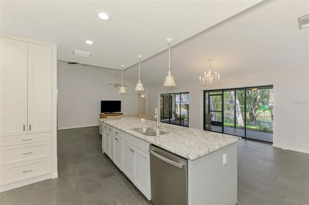 Chandelier, Interior, Kitchen, Pendant Lights, Recessed Lighting