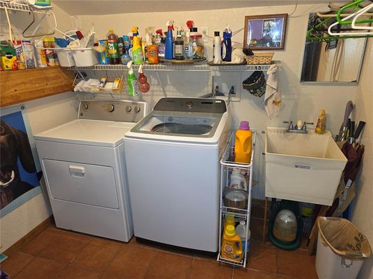 Interior, Washer