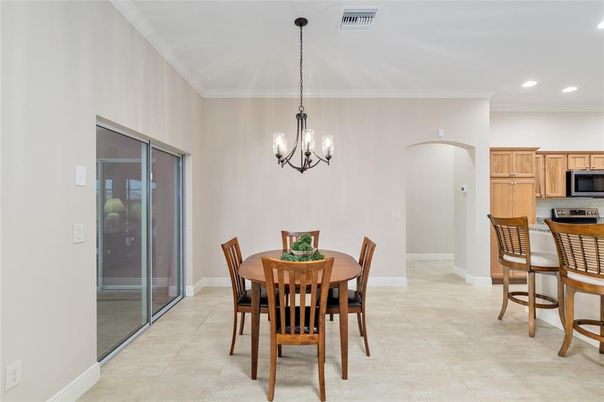 Chandelier, Dining room, Interior, Kitchen, Pendant Lights, Recessed Lighting