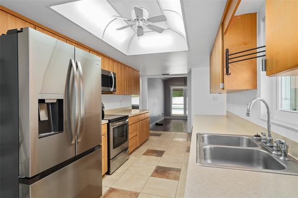 Interior, Kitchen, Stainless Steel Appliances