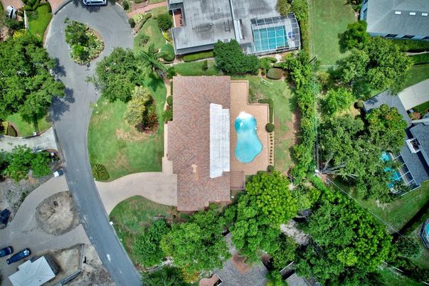 Exterior, Drone