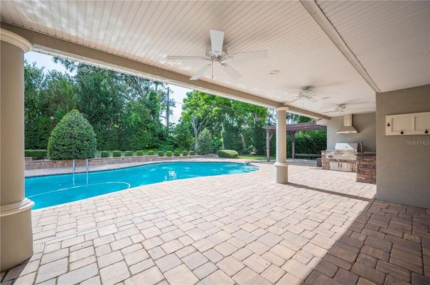 Exterior, Pool