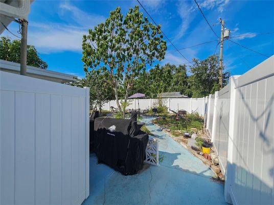 Backyard, Exterior
