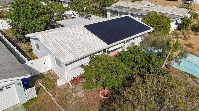 Exterior, Drone