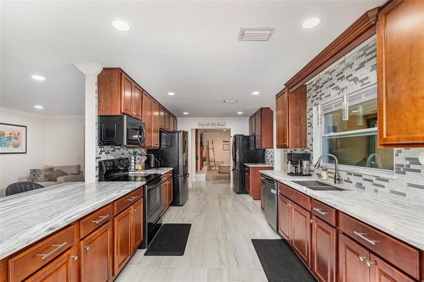 Interior, Kitchen, Marble, Recessed Lighting