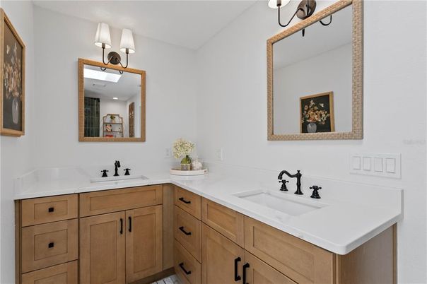 Bathroom, Dual Sink Vanities, Interior