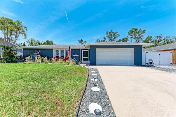 Attached, Backyard, Exterior, Facade, Ranch