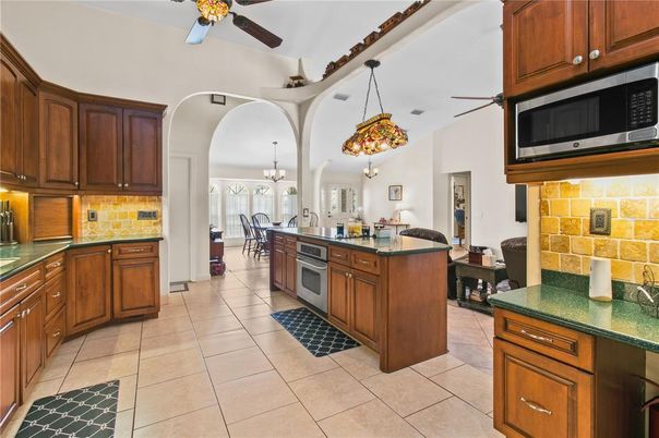 Chandelier, Dining room, Interior, Kitchen, Pendant Lights