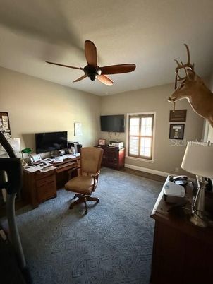 Home Office, Interior