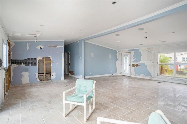 Empty room, Interior, Recessed Lighting