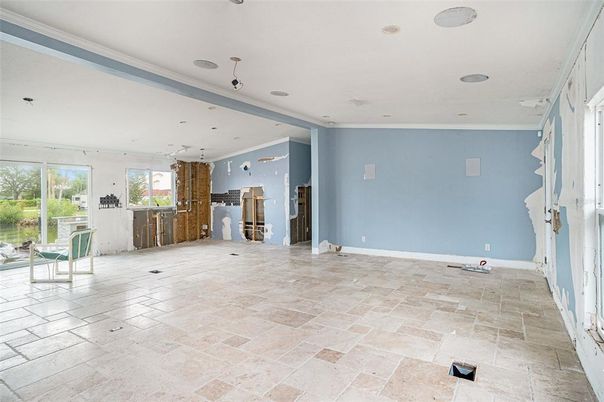Empty room, Interior, Recessed Lighting