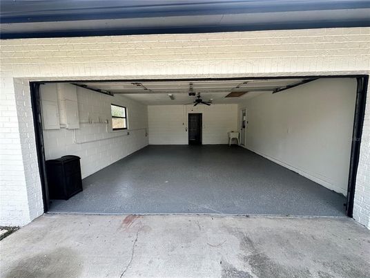 Garage, Interior, Stone Walls