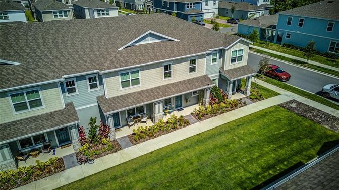 Exterior, Drone
