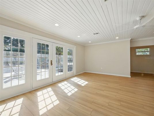 Empty room, Interior, Recessed Lighting, Wood Texture Flooring