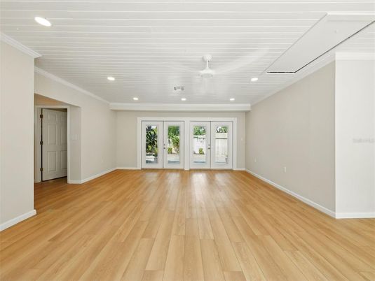 Empty room, Interior, Recessed Lighting, Wood Texture Flooring