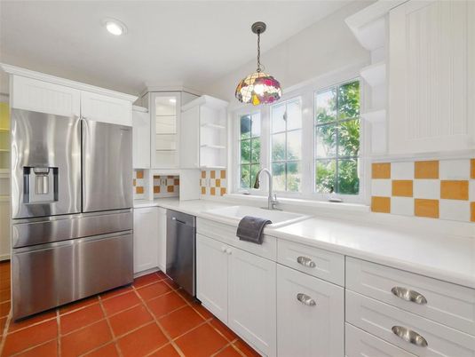 Interior, Kitchen, Pendant Lights, Recessed Lighting, Stainless Steel Appliances