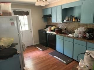 Interior, Kitchen, Wood Texture Flooring