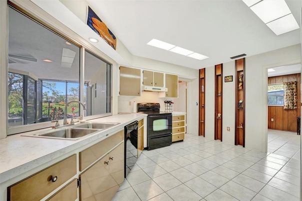 Interior, Kitchen, Recessed Lighting