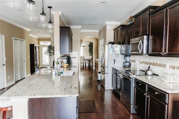 Interior, Kitchen, Pendant Lights, Recessed Lighting, Wood Texture Flooring