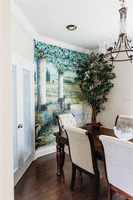 Chandelier, Dining room, Interior, Recessed Lighting, Wood Texture Flooring
