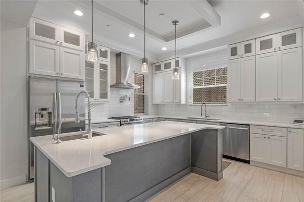 Interior, Kitchen, Pendant Lights, Recessed Lighting, Stainless Steel Appliances
