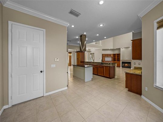 Fireplace, Interior, Kitchen, Recessed Lighting