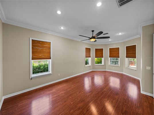 Empty room, Interior, Recessed Lighting, Wood Texture Flooring