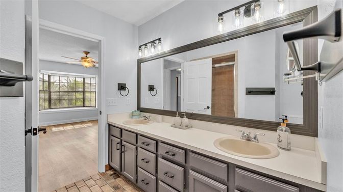 Bathroom, Dual Sink Vanities, Interior, Wood Texture Flooring