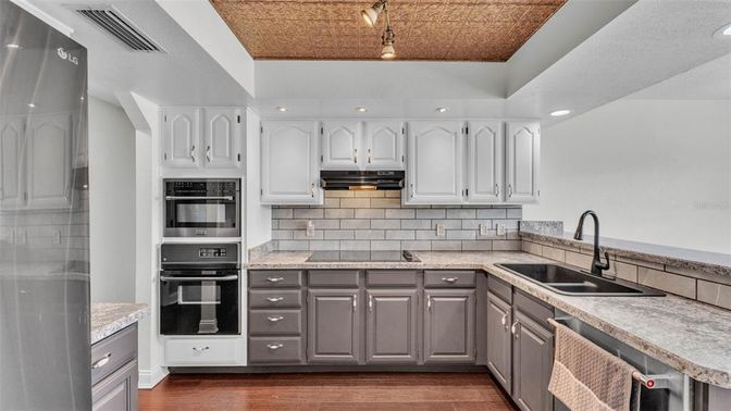 Interior, Kitchen, Recessed Lighting, Stainless Steel Appliances, Wood Texture Flooring