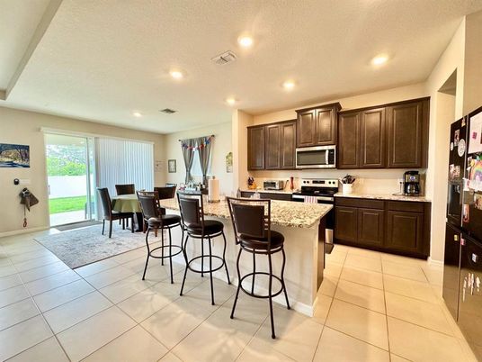 Dining room, Interior, Kitchen, Recessed Lighting