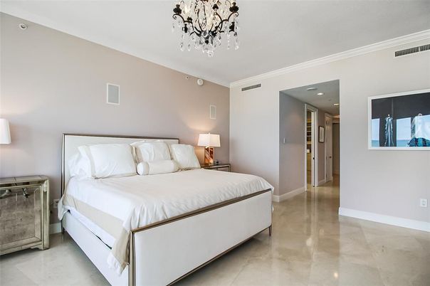 Bedroom, Chandelier, Interior, Recessed Lighting