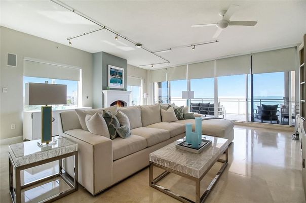 Fireplace, Interior, Living room, Water
