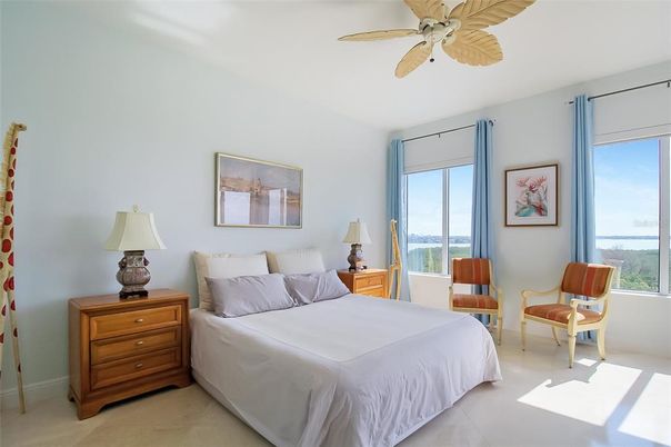 Bedroom, Interior, Water