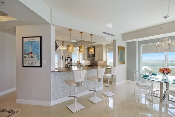 Chandelier, Dining room, Interior, Pendant Lights, Recessed Lighting, Water