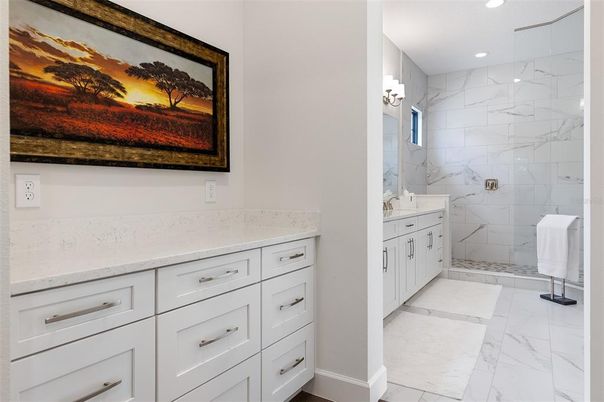 Bathroom, Interior, Marble, Marble Walls, Recessed Lighting