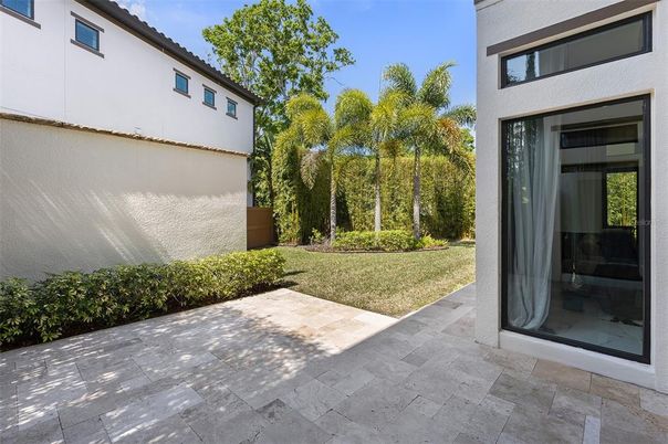 Backyard, Exterior