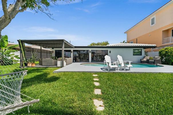 Backyard, Exterior, Pool