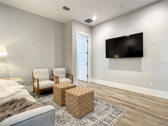 Interior, Recessed Lighting, Wood Texture Flooring