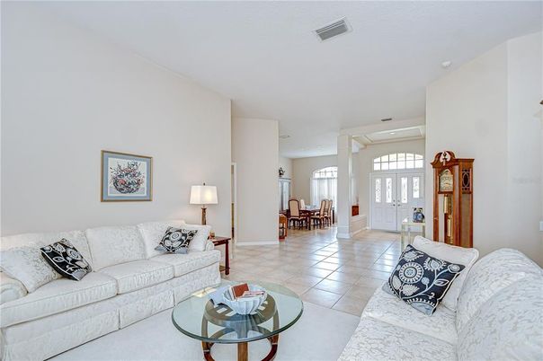 Dining room, Interior, Living room, Recessed Lighting