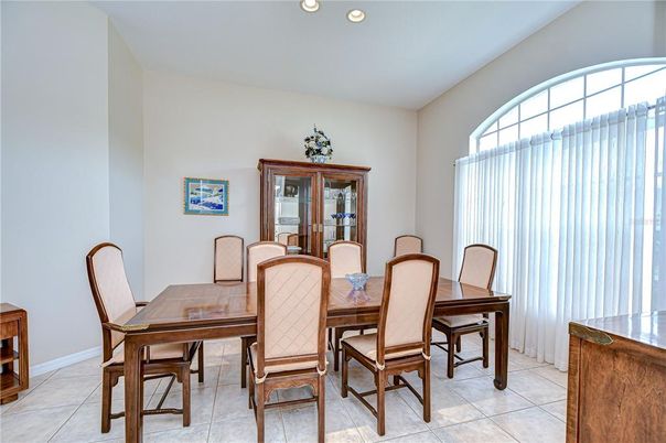 Dining room, Interior, Recessed Lighting