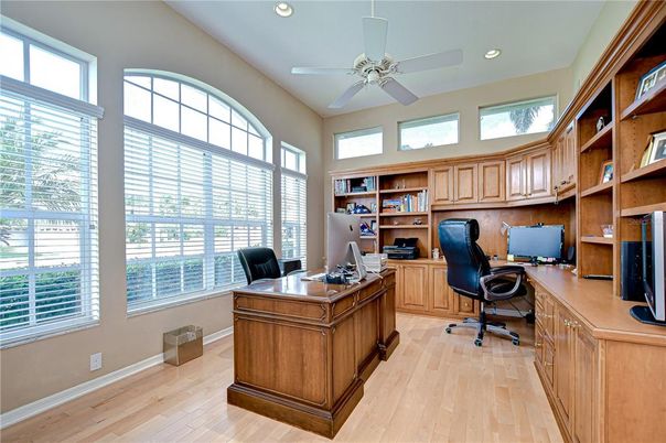 Home Office, Interior, Recessed Lighting, Wood Texture Flooring