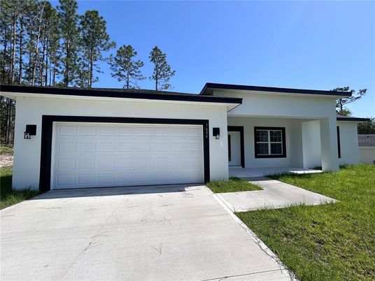 Attached, Exterior, Facade, Modern