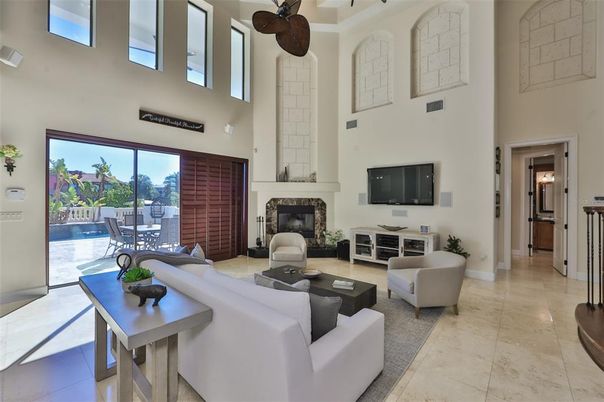 Fireplace, Interior, Living room