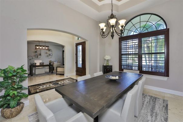 Chandelier, Dining room, Interior, Pendant Lights
