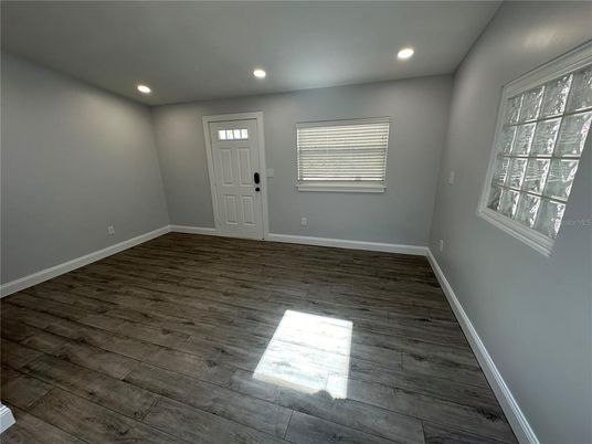 Empty room, Interior, Recessed Lighting, Wood Texture Flooring