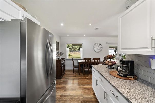 Dining room, Interior, Kitchen, Recessed Lighting, Wood Texture Flooring