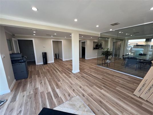 Dining room, Interior, Recessed Lighting, Wood Texture Flooring