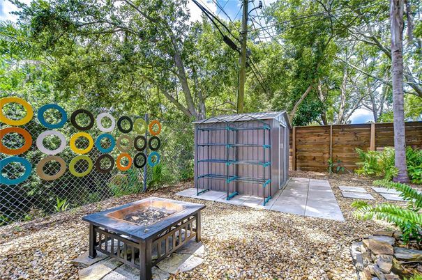 Backyard, Exterior