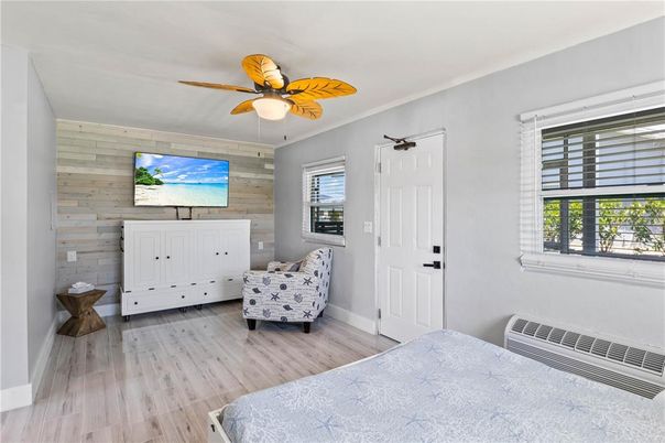 Bedroom, Interior, Wood Texture Flooring, Wooden Walls