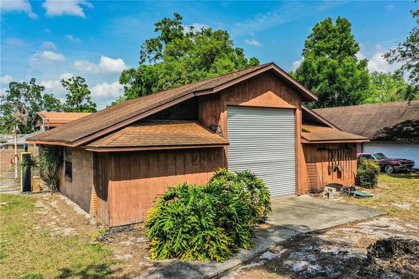Backyard, Detached Garage, Exterior
